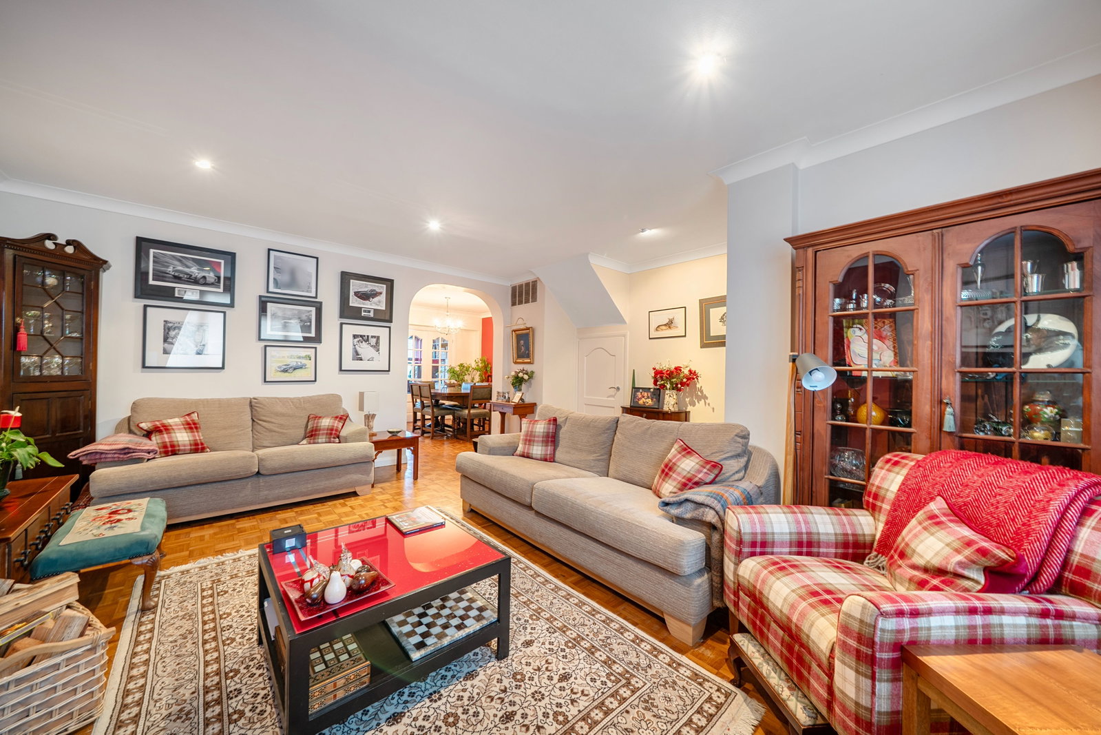 Detached House in Bushey