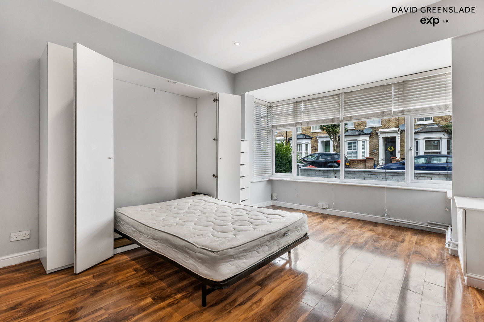 Studio in Brentford