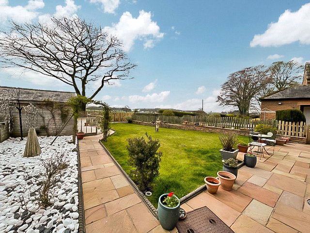 Semi Detached House in Carlisle