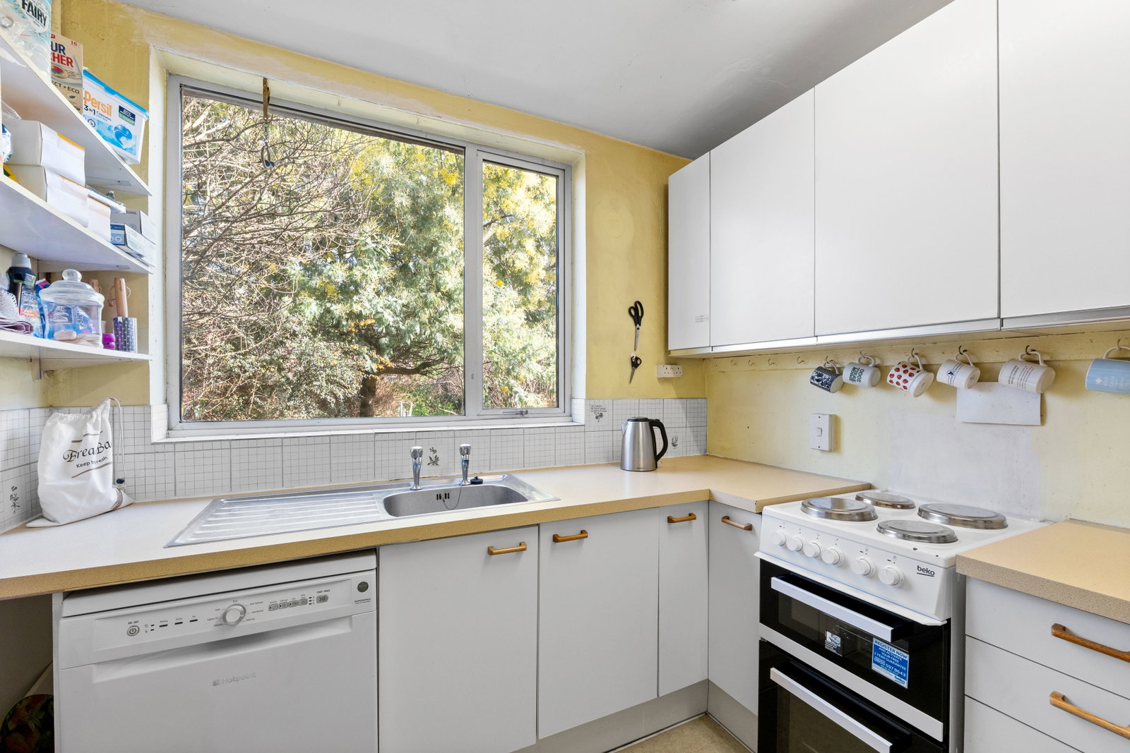 Semi Detached House in Epsom