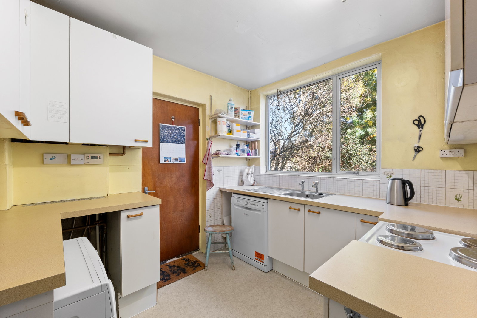 Semi Detached House in Epsom