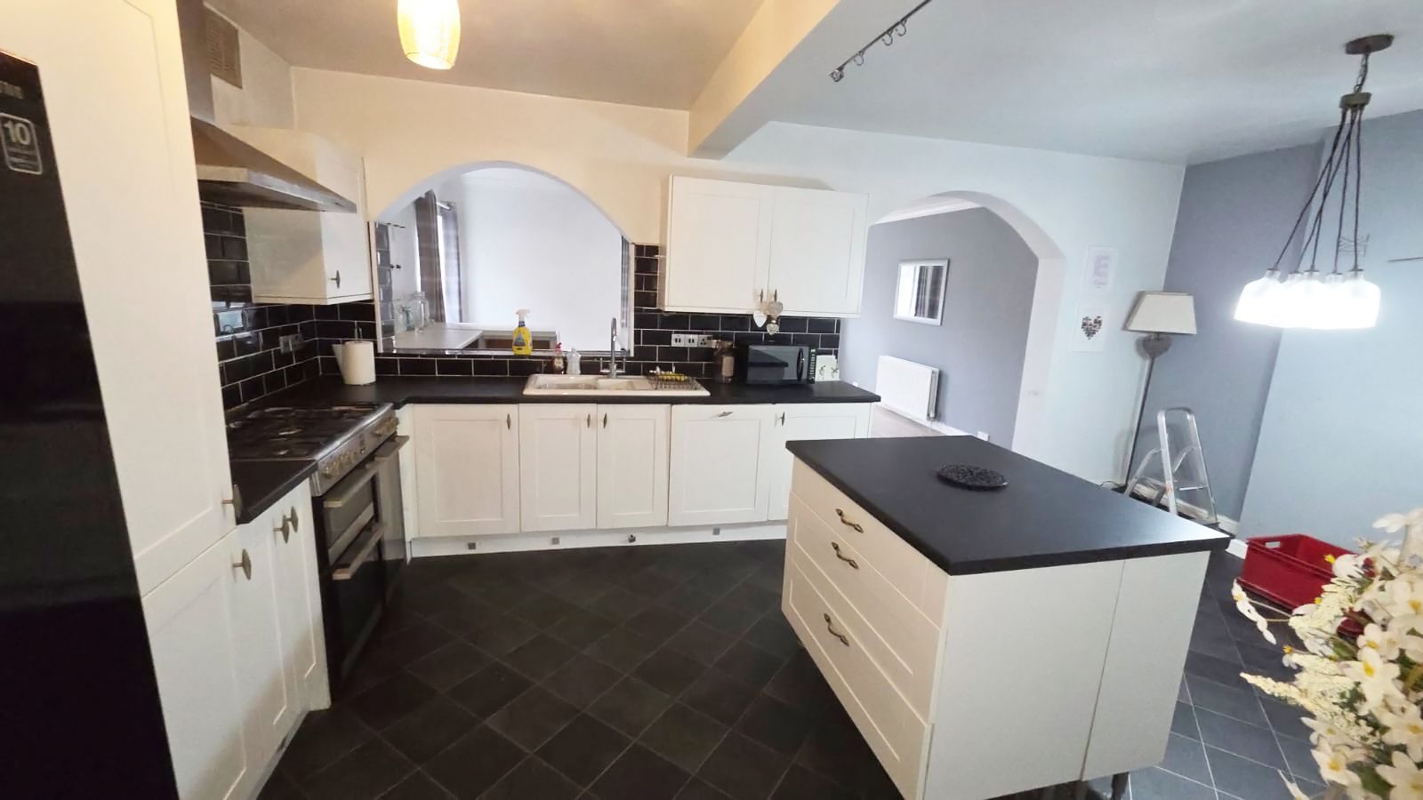 Semi Detached House in Dartford