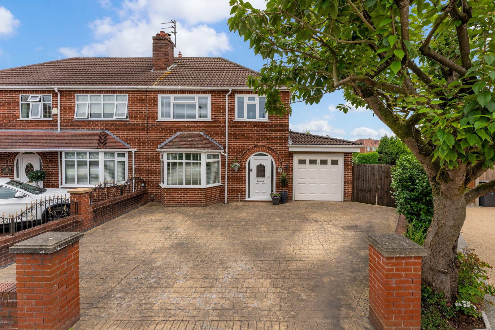Semi Detached House in Leigh