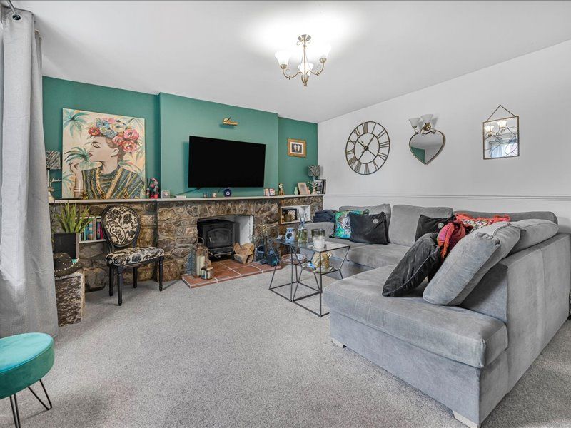 Semi Detached House in Bristol