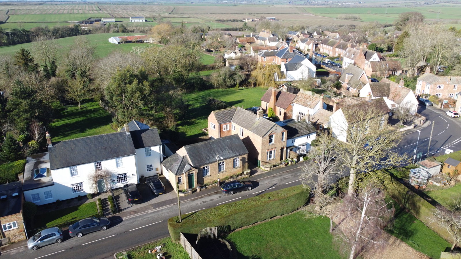 Detached House for sale in Huntingdon, Anchor Cottage, Station Road, Catworth, 1412 m²