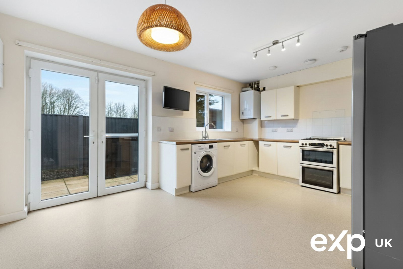 Semi Detached House in Mansfield