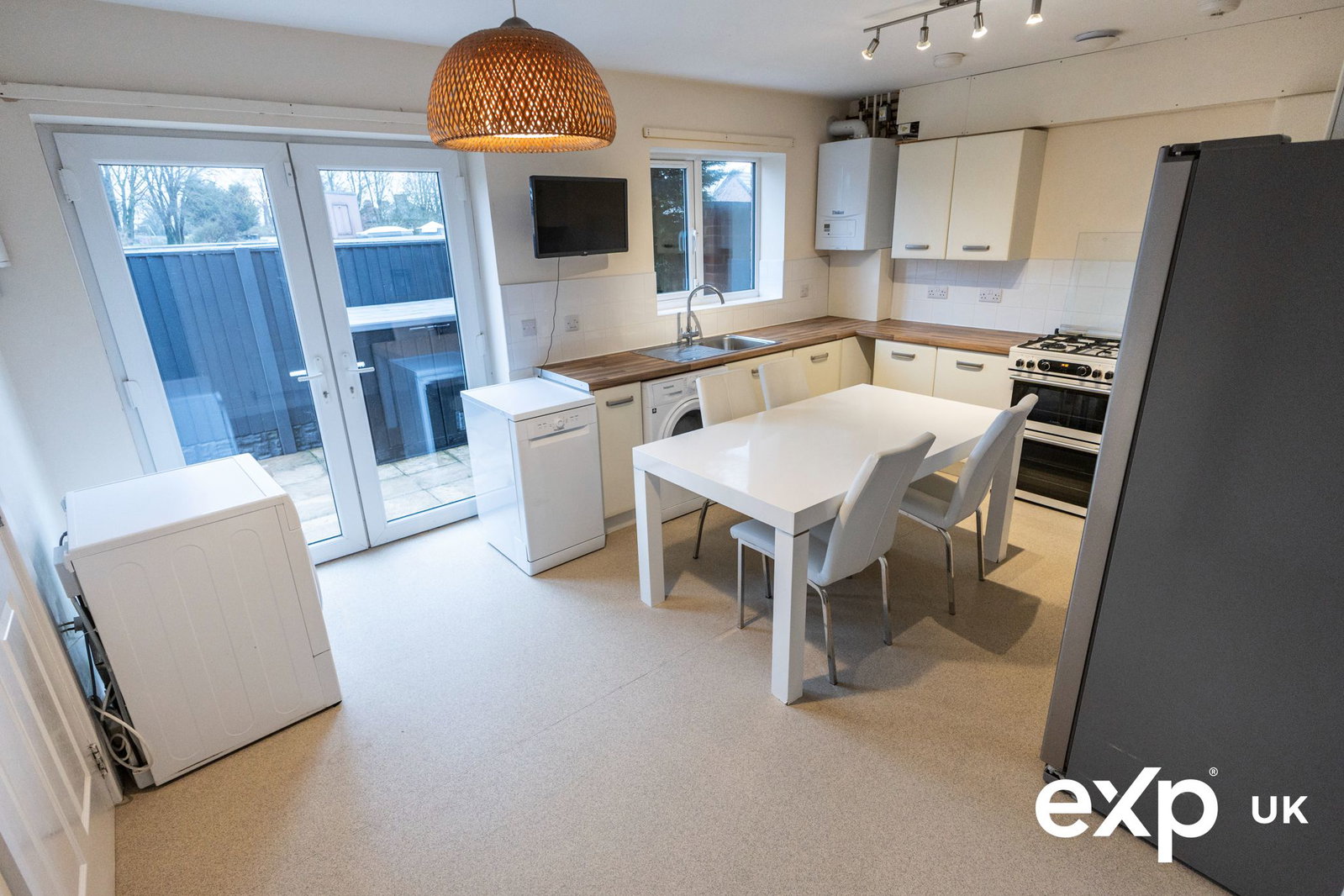 Semi Detached House in Mansfield