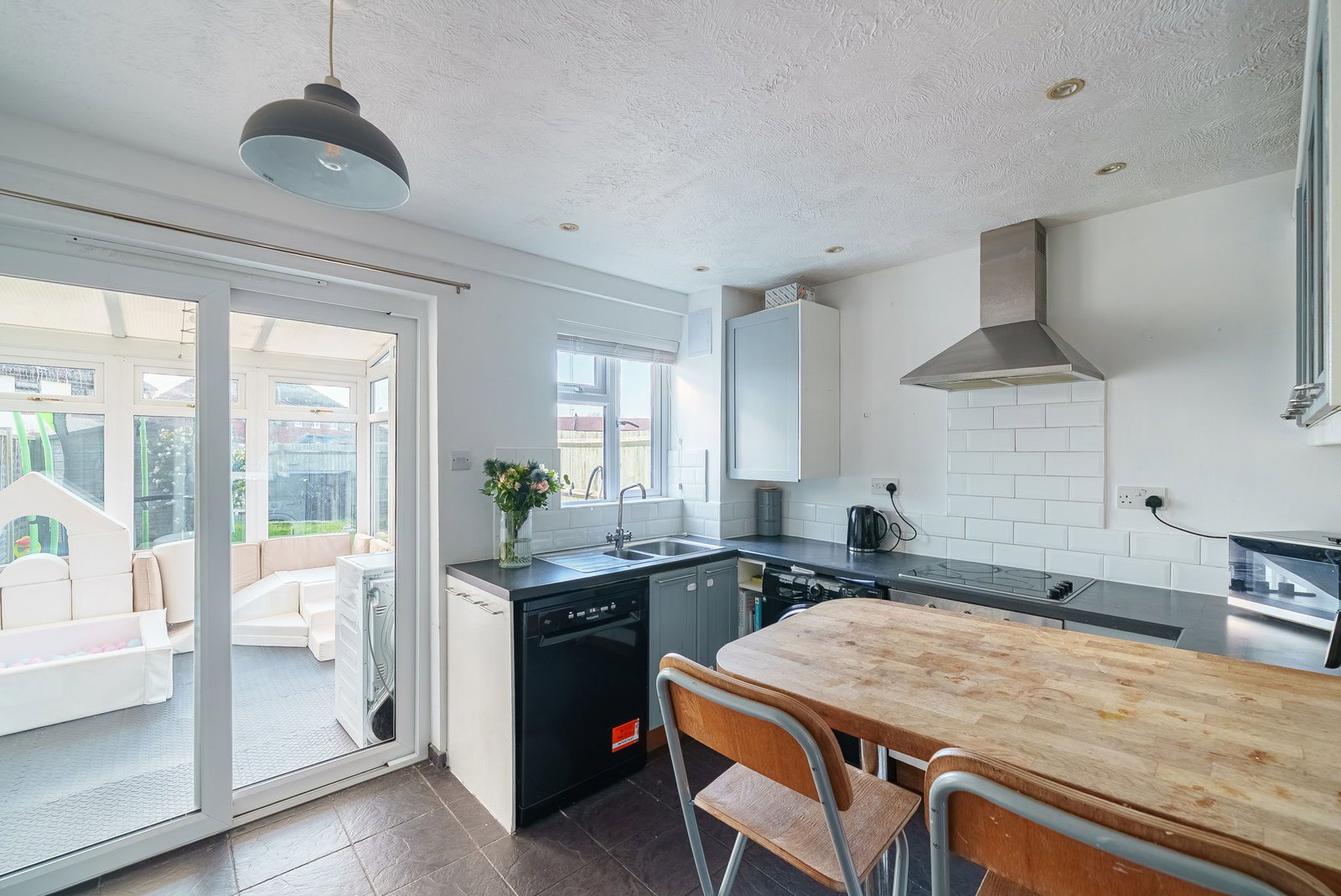 End Of Terrace House in Horsham