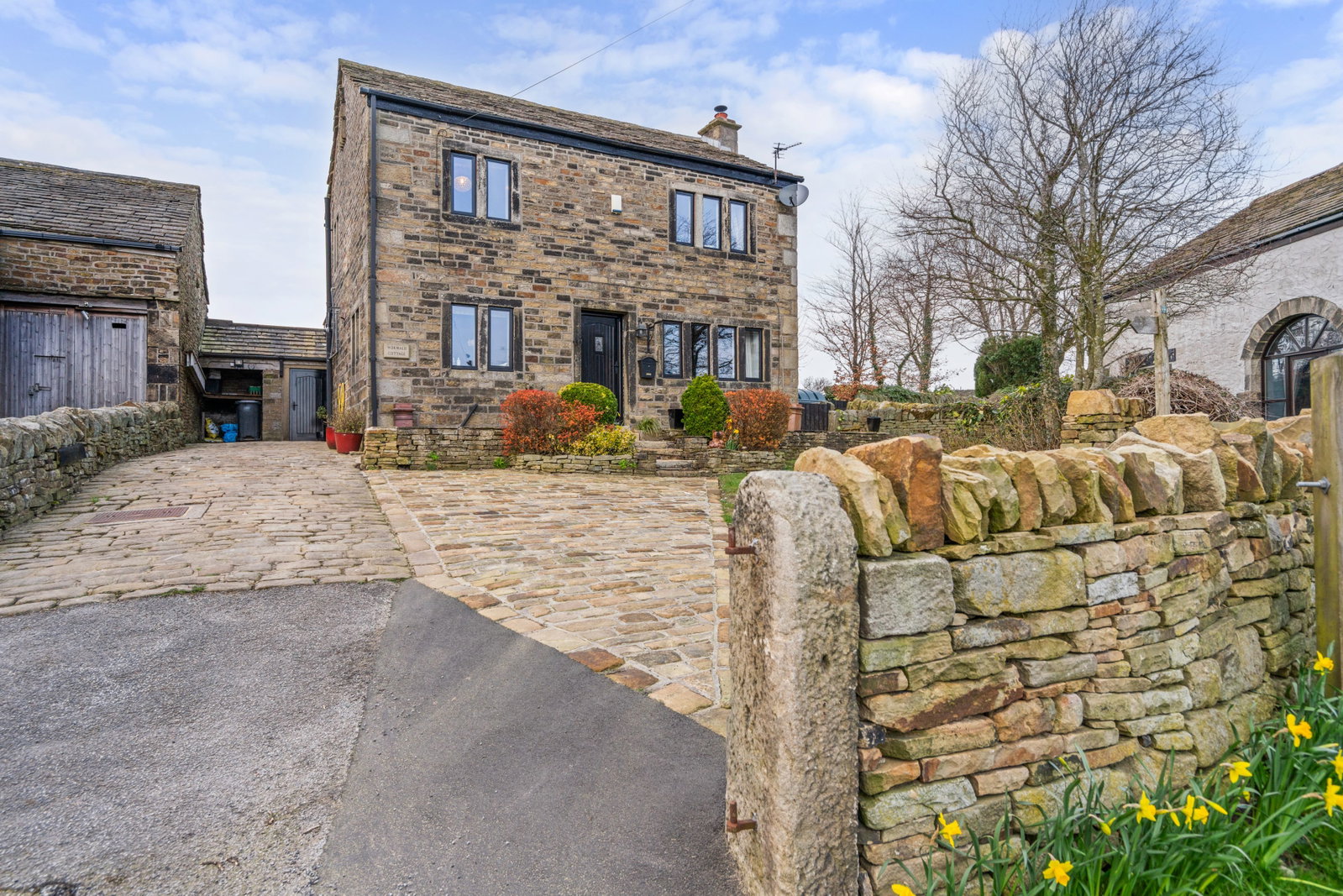 Detached House in Sowerby Bridge