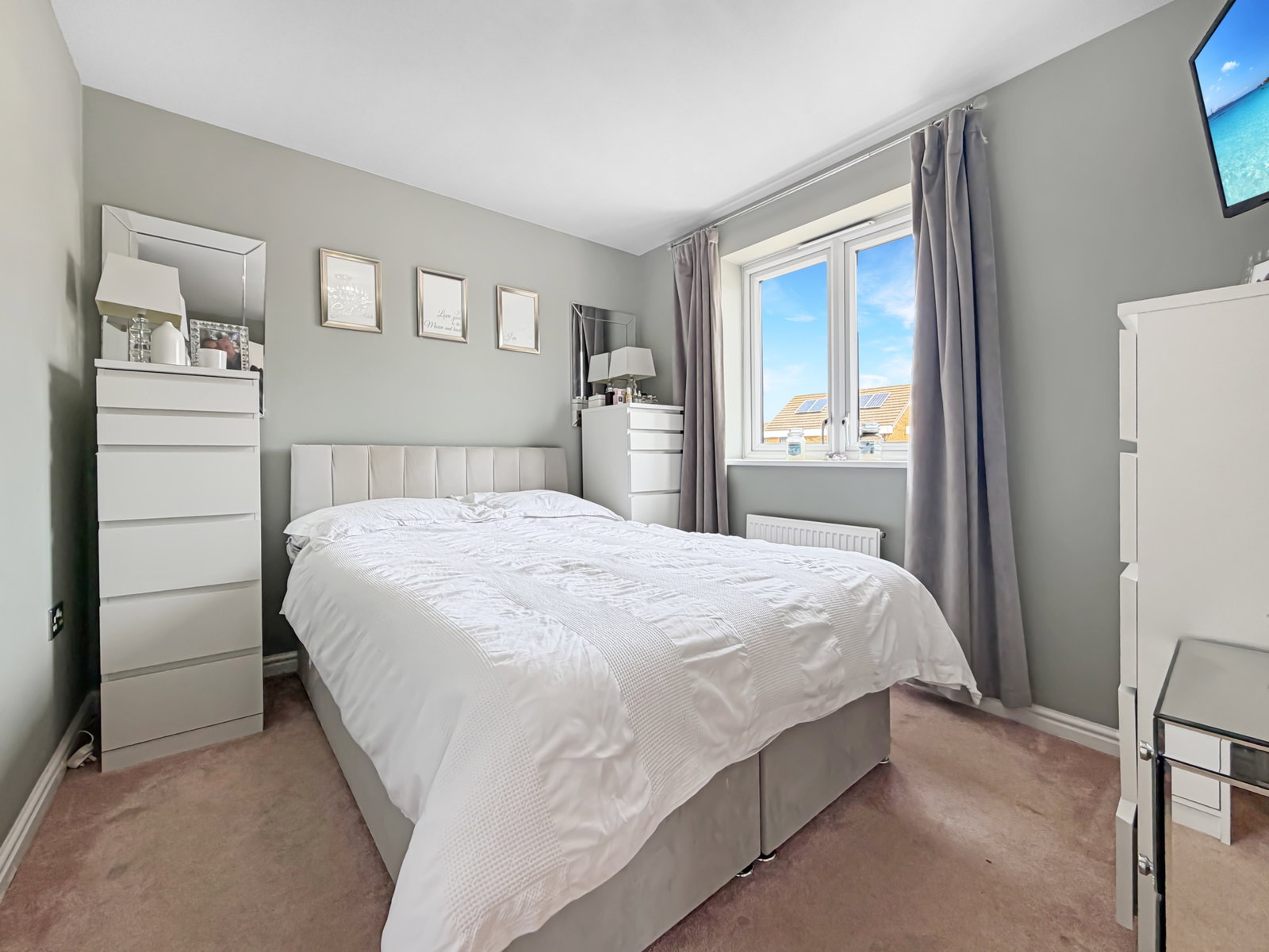 Semi Detached House in Tilbury