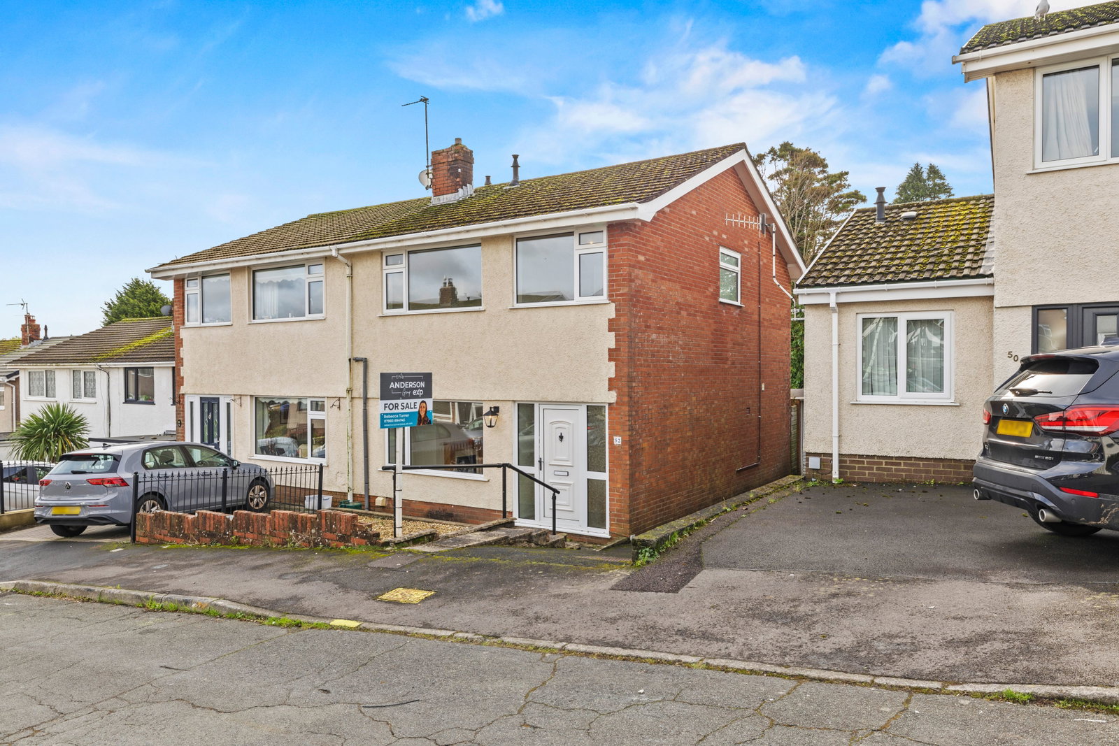 Semi Detached House in Swansea