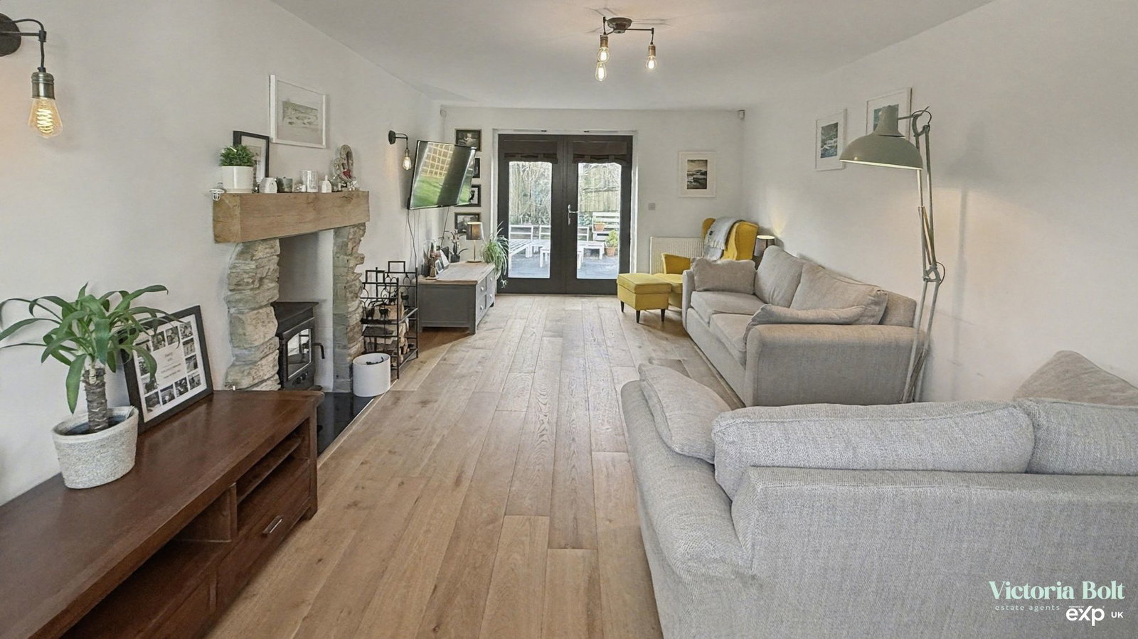 Detached House in South Brent
