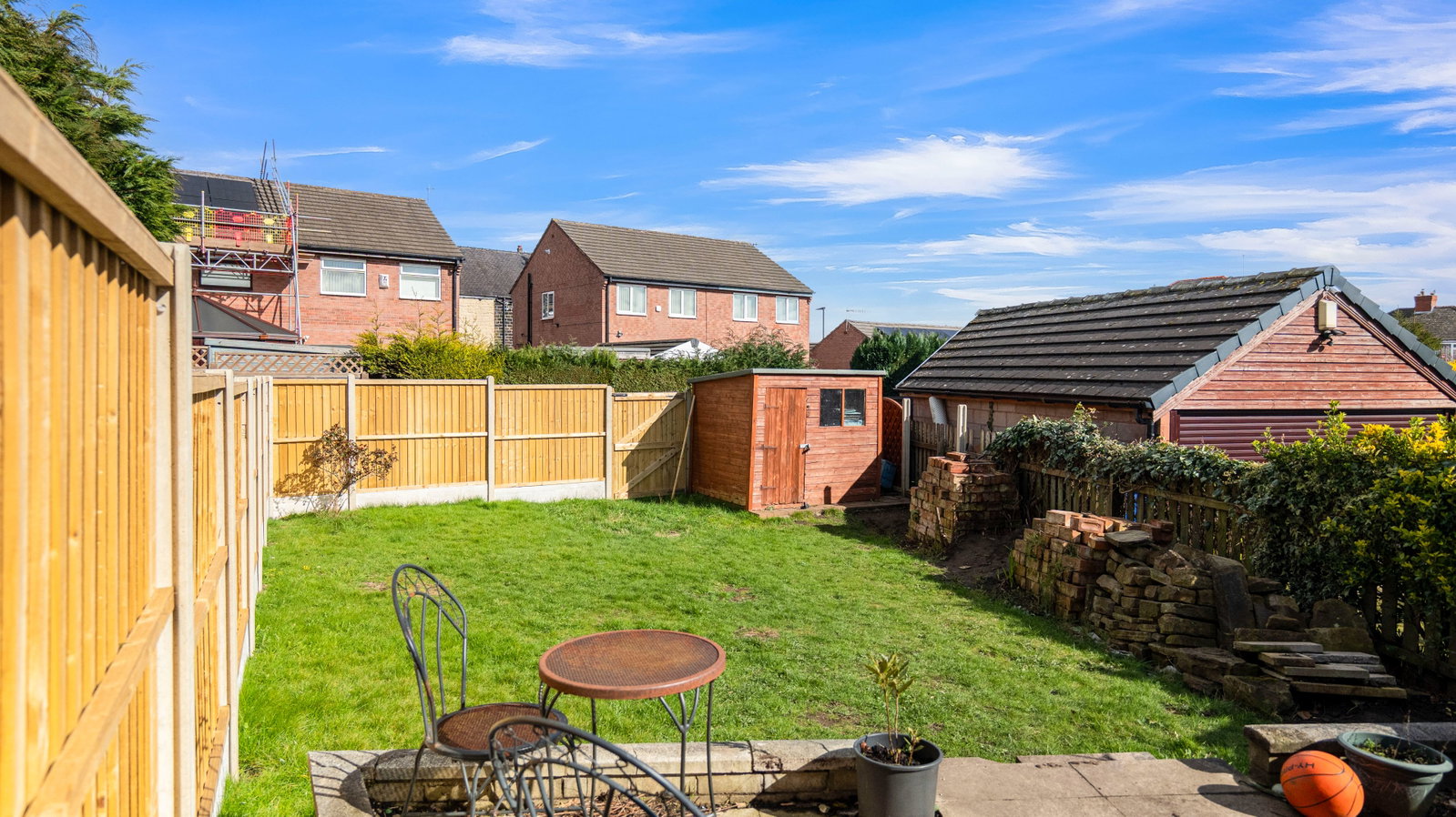 Semi Detached House in Sheffield