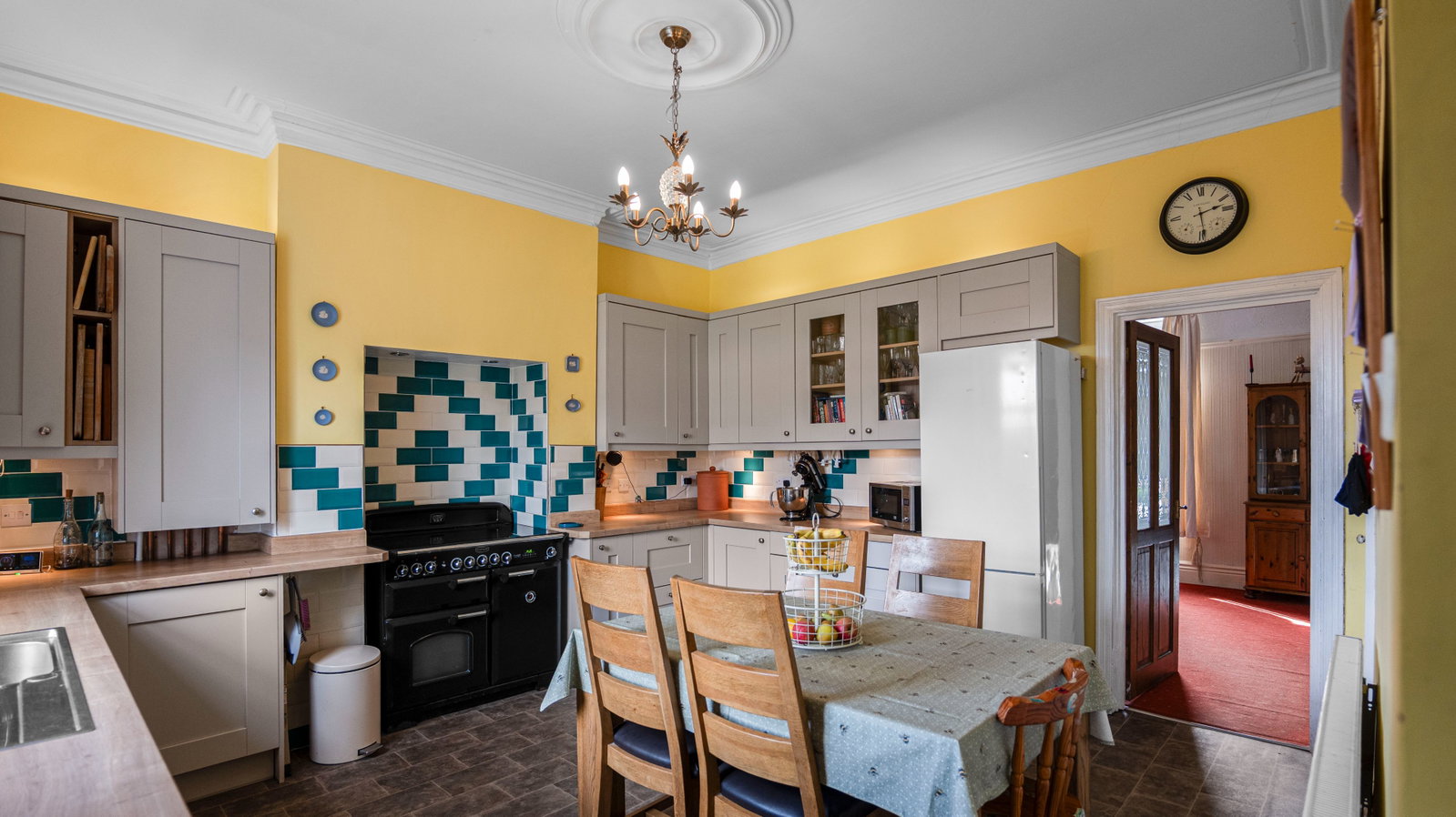 Semi Detached House in Sheffield