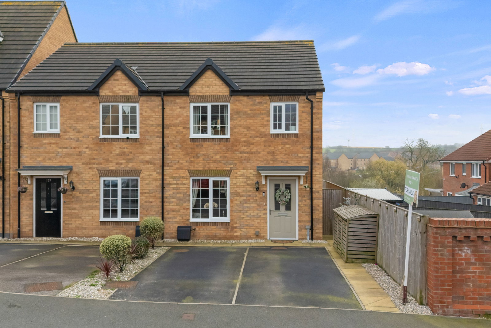 Semi Detached House in Castleford