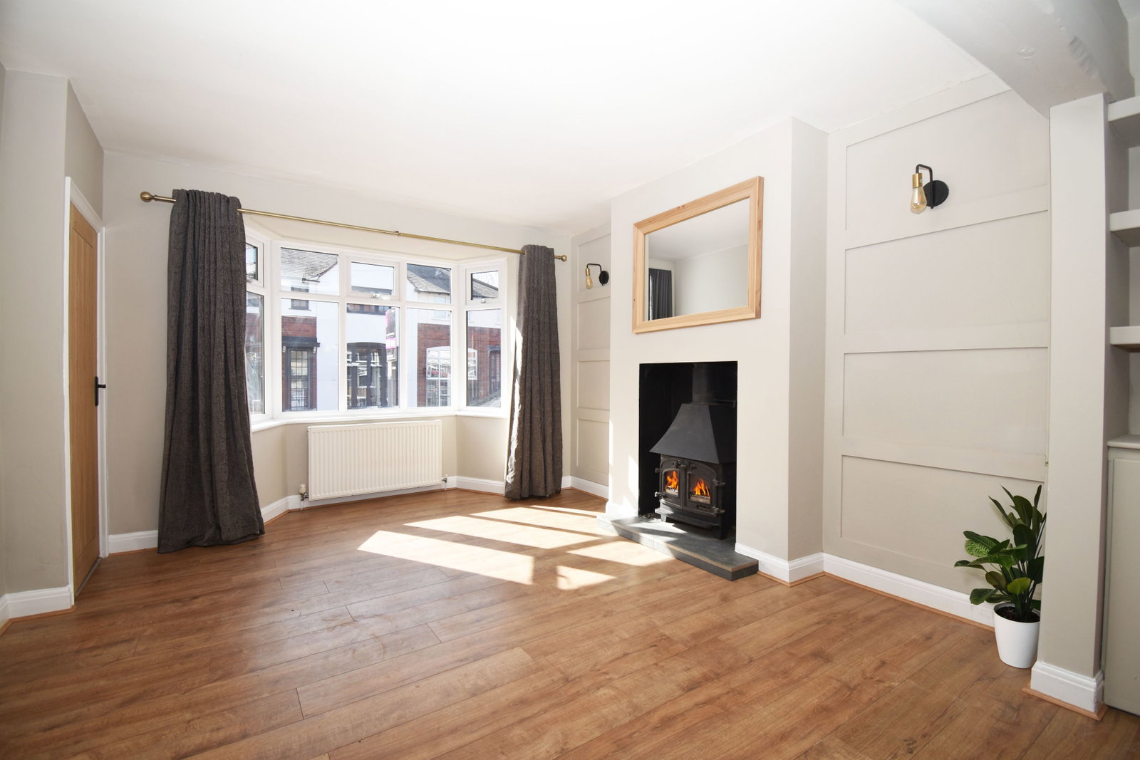 Semi Detached House in Kingswinford