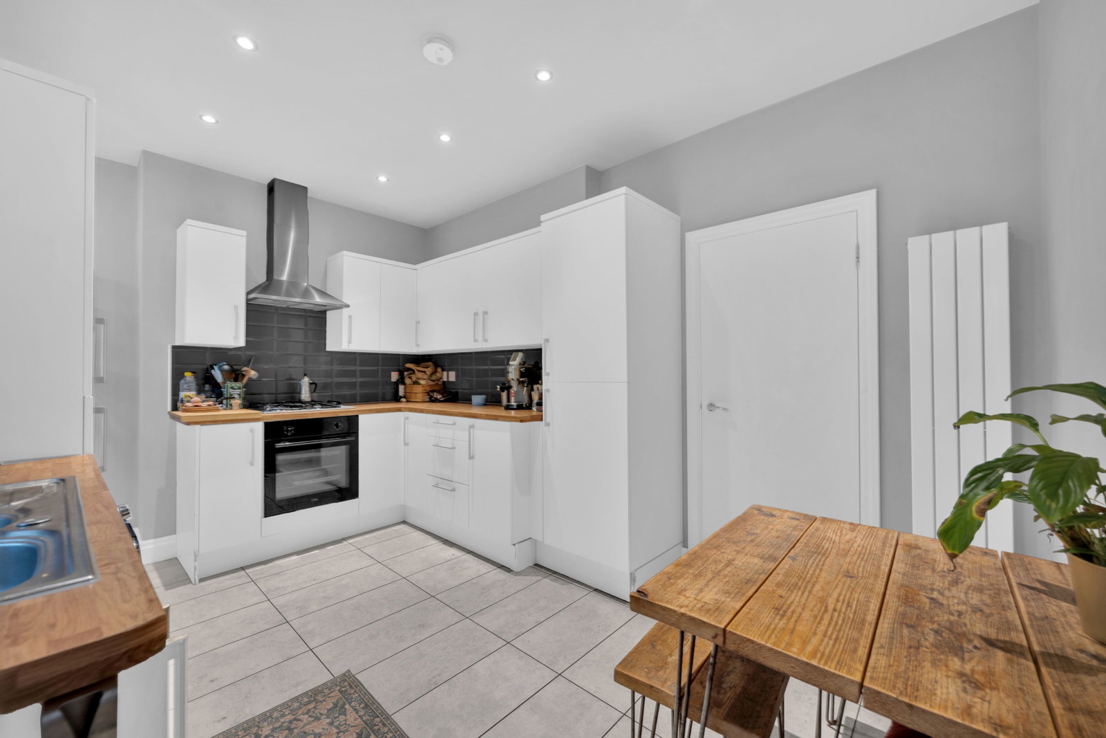 Ground Floor Flat in London