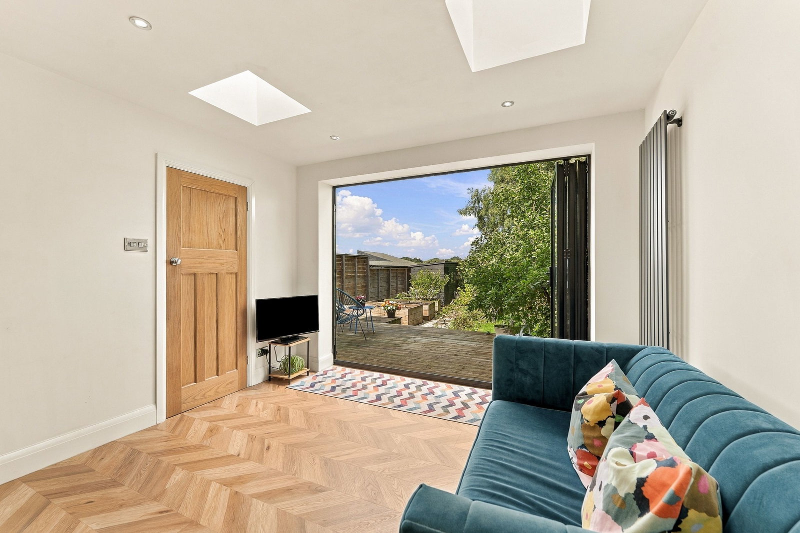 Semi Detached House for sale in Macclesfield, Alderley Road, Prestbury, Macclesfield, 990 m²