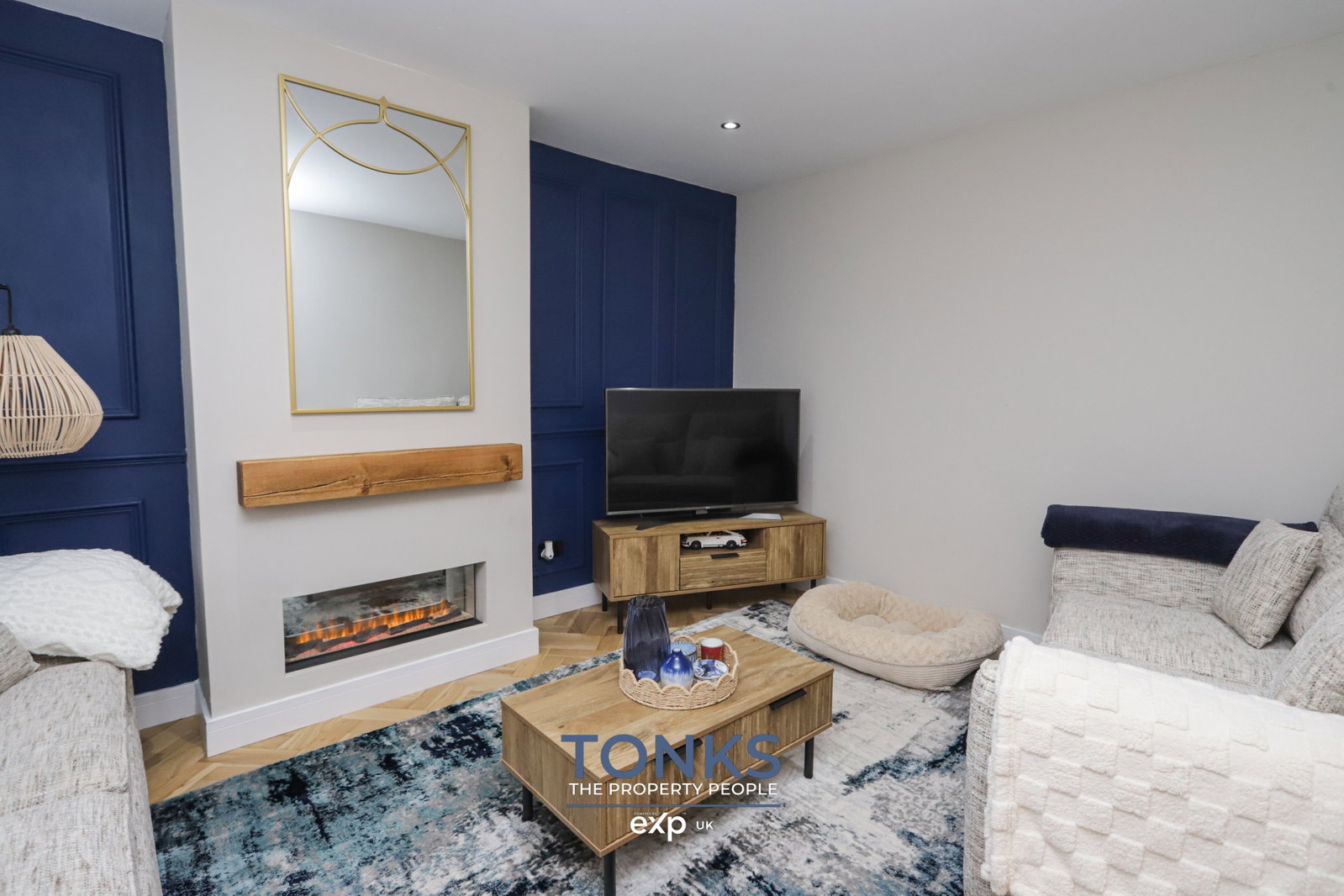 Semi Detached House in Cradley Heath