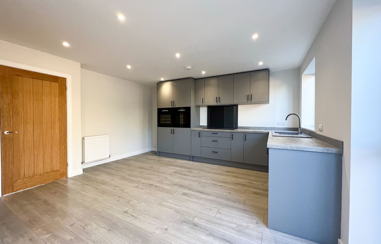 Semi Detached House in Bristol
