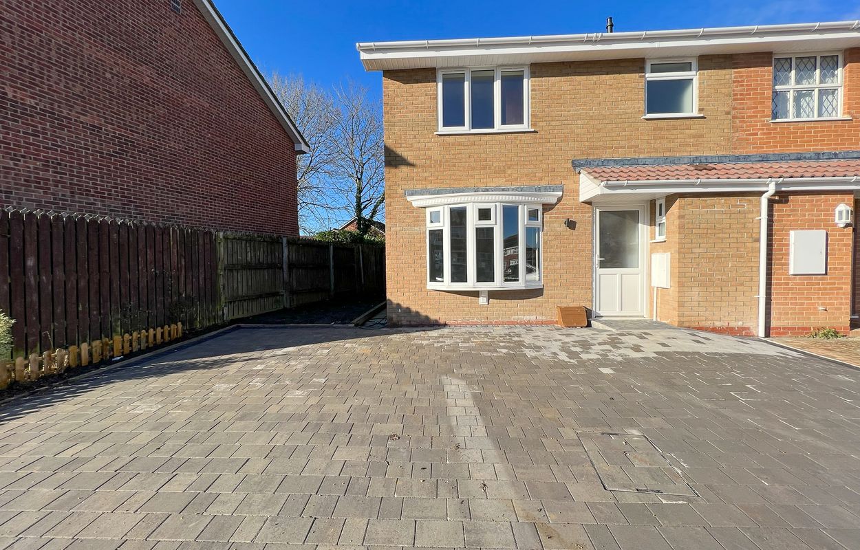 Semi Detached House in Bristol