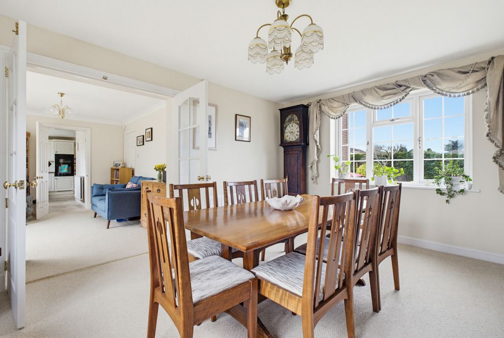 Detached House in Newport