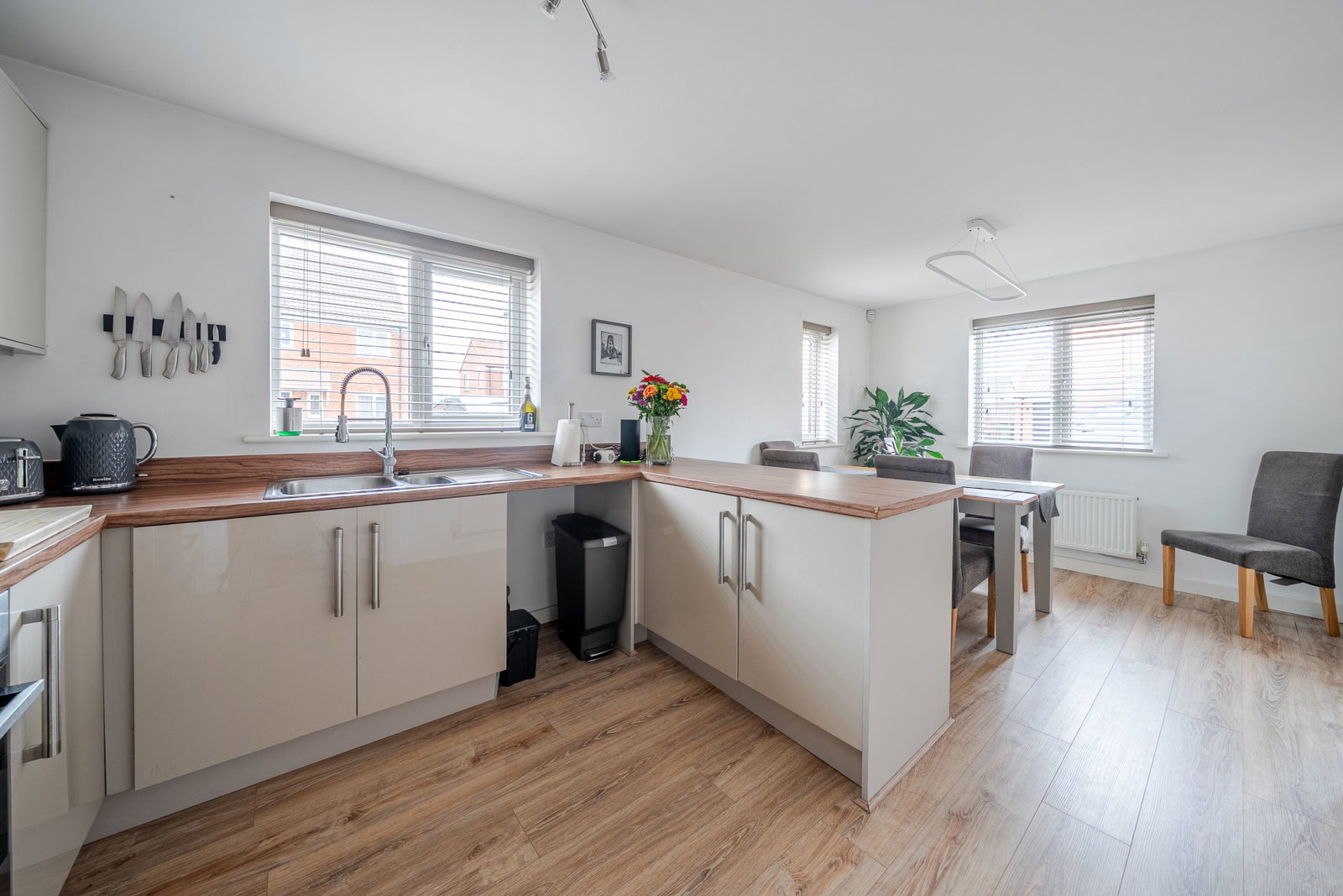 Detached House in Peterborough
