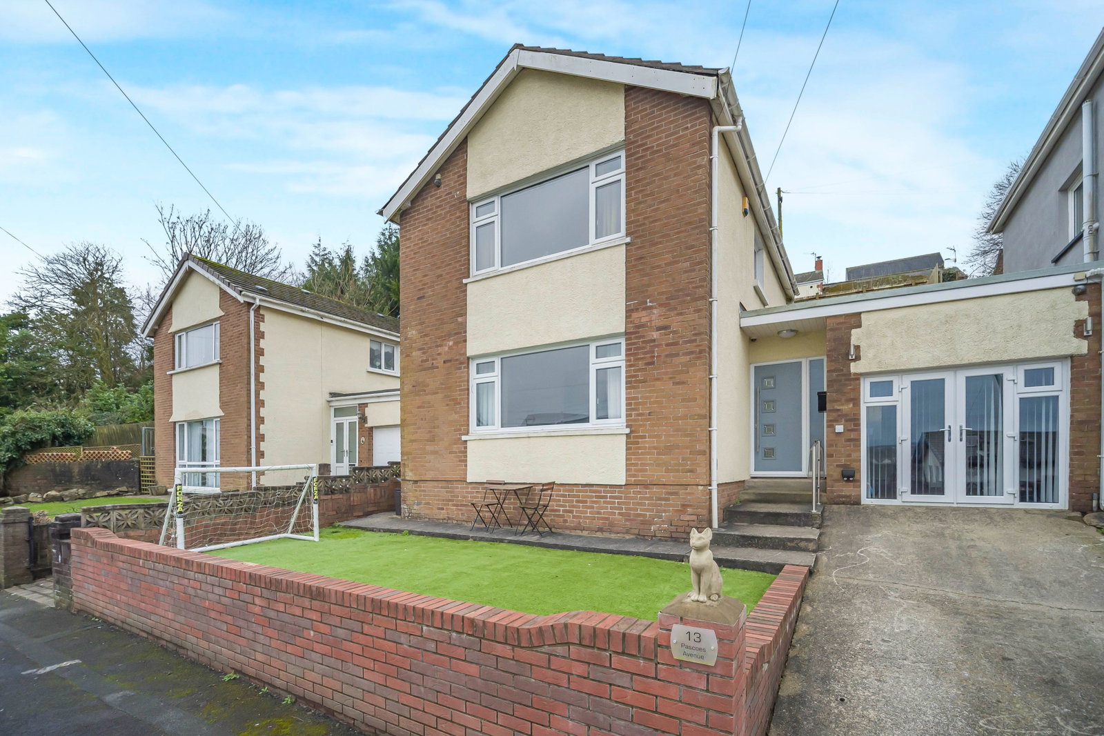 Detached House in Bridgend