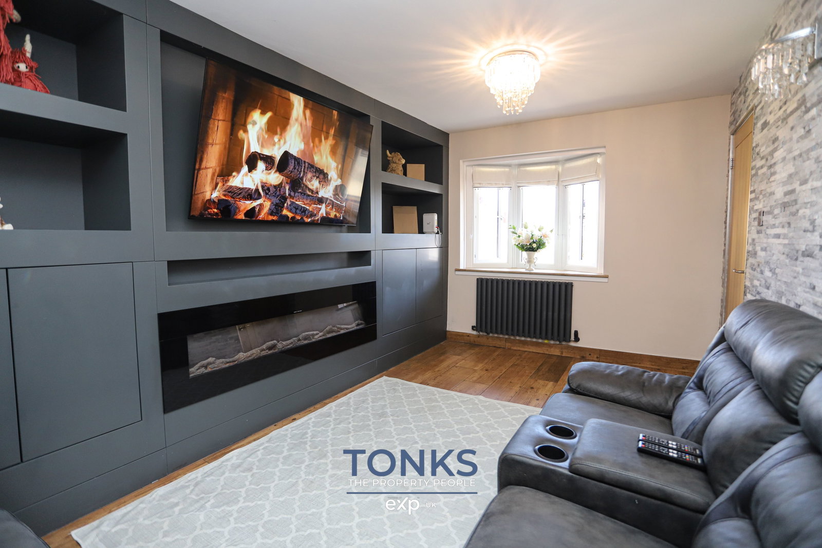 Semi Detached House in Brierley Hill