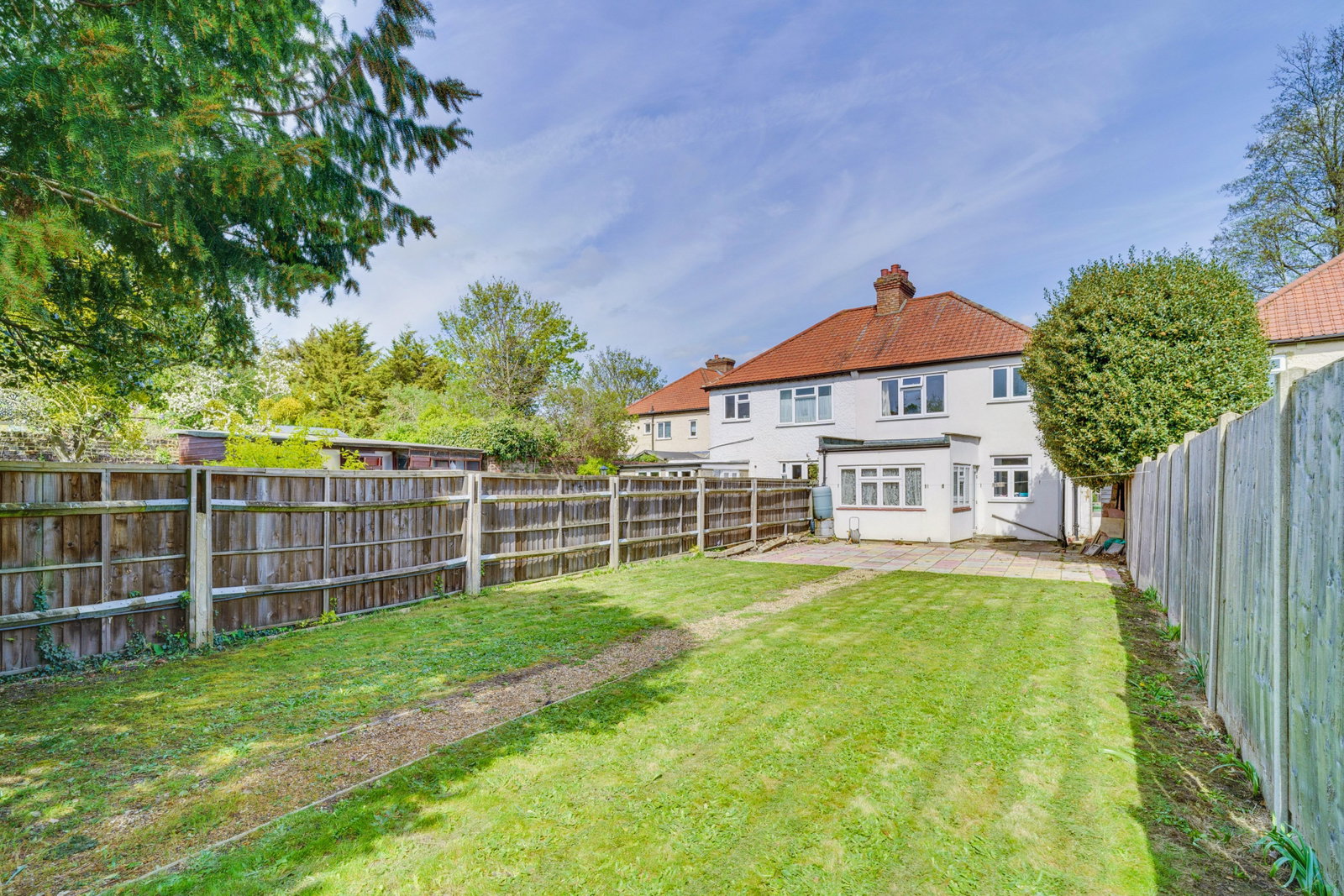 Semi Detached House in Croydon
