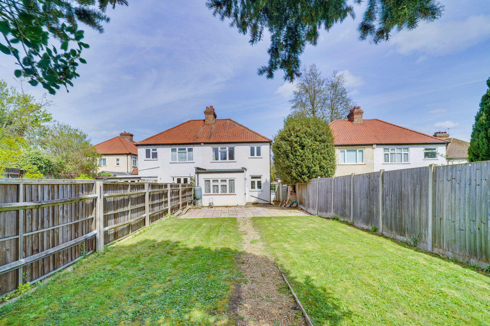 Semi Detached House in Croydon