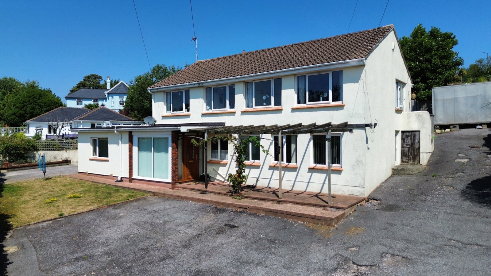 Detached House in Paignton