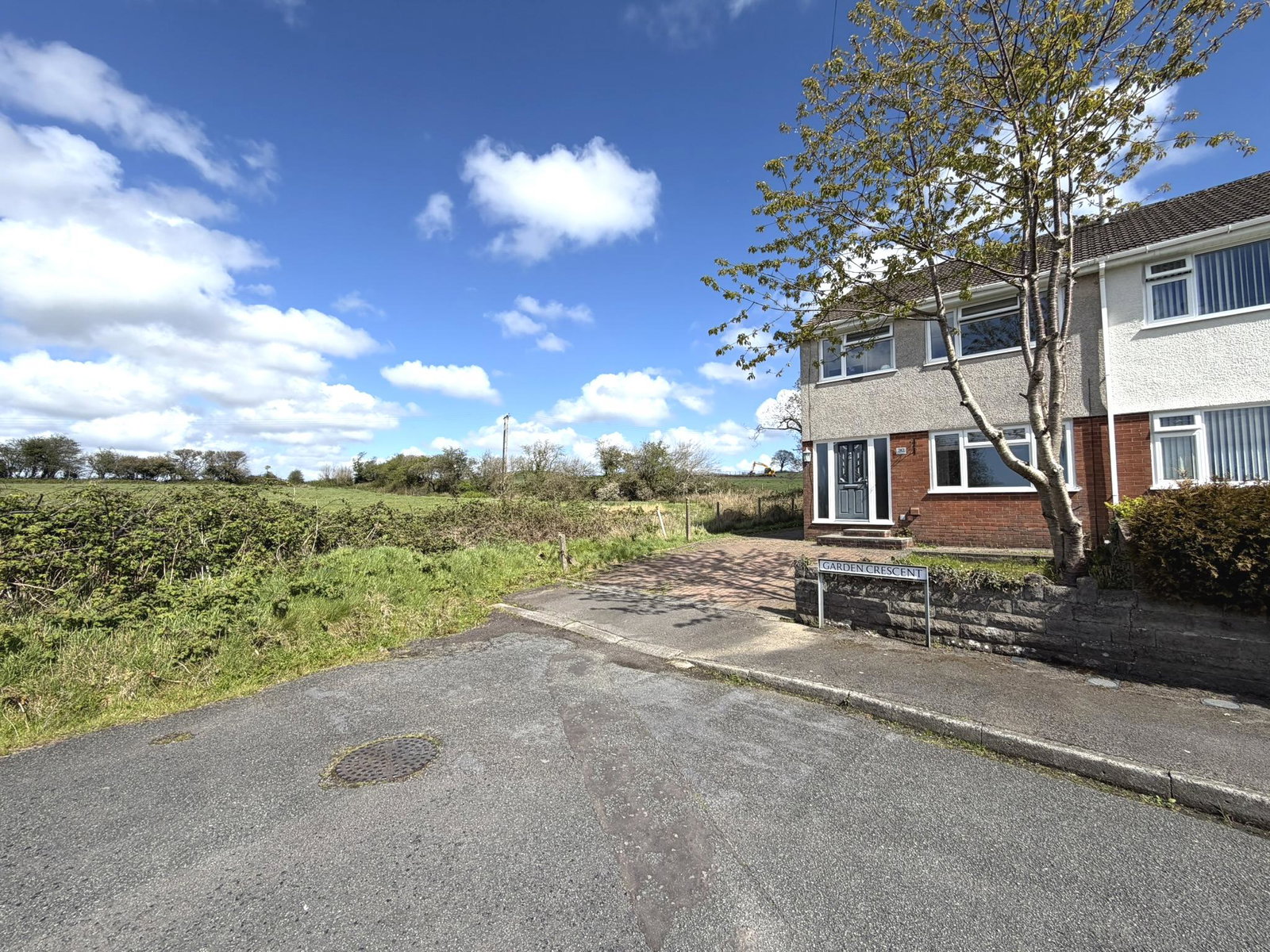 Semi Detached House in Swansea