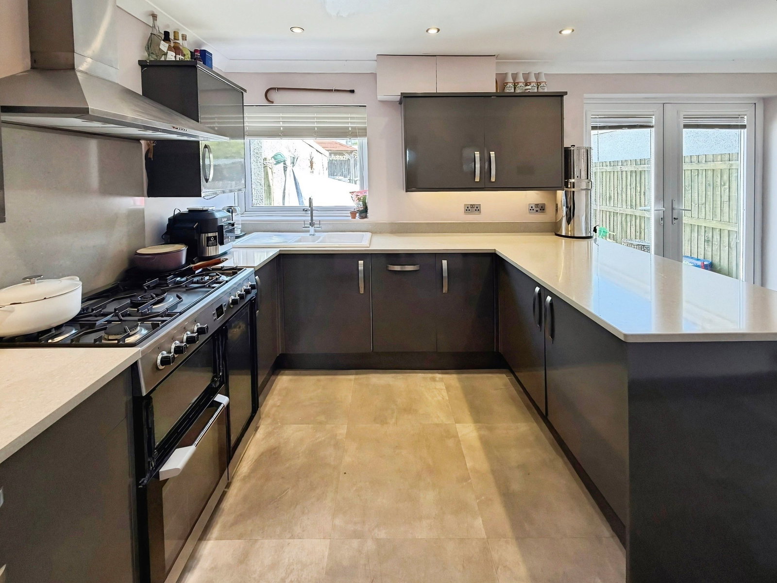 Semi Detached House in Swansea