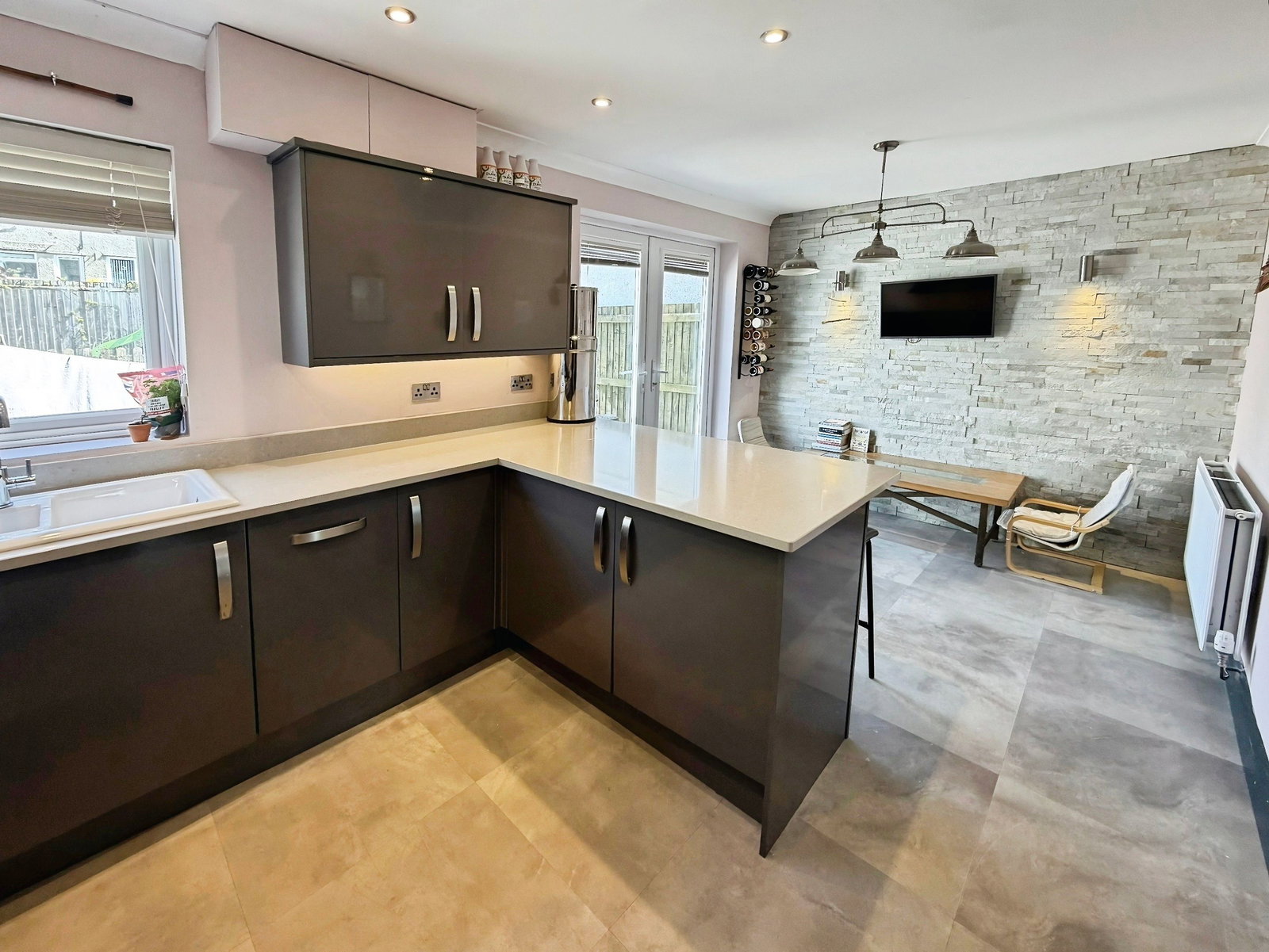 Semi Detached House in Swansea