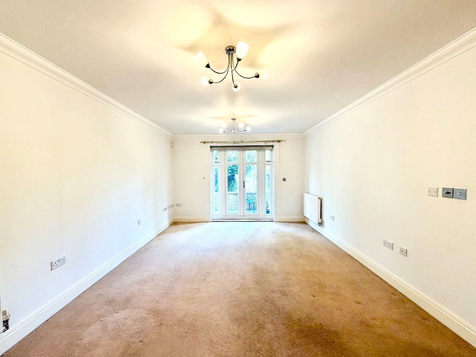 Flat in Bushey