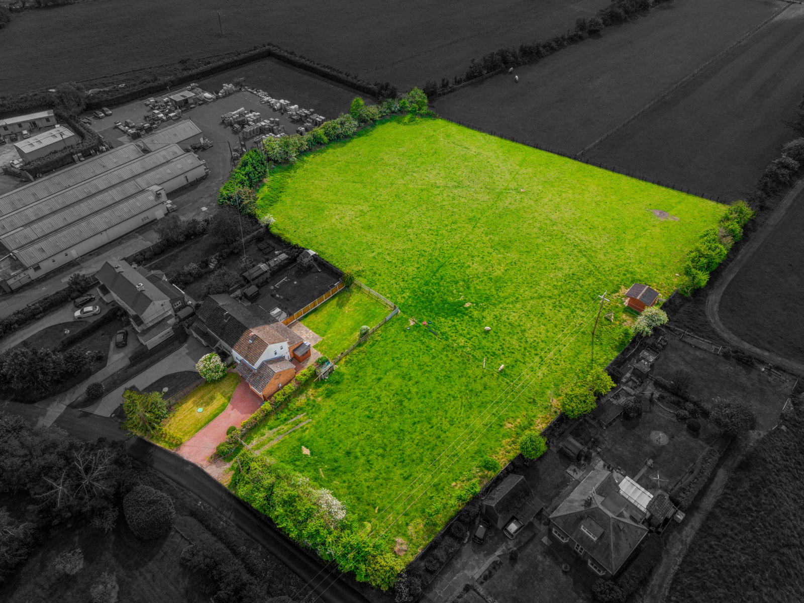 Semi Detached House in Worcester