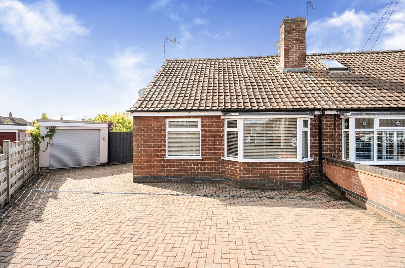 Semi Detached Bungalow in York