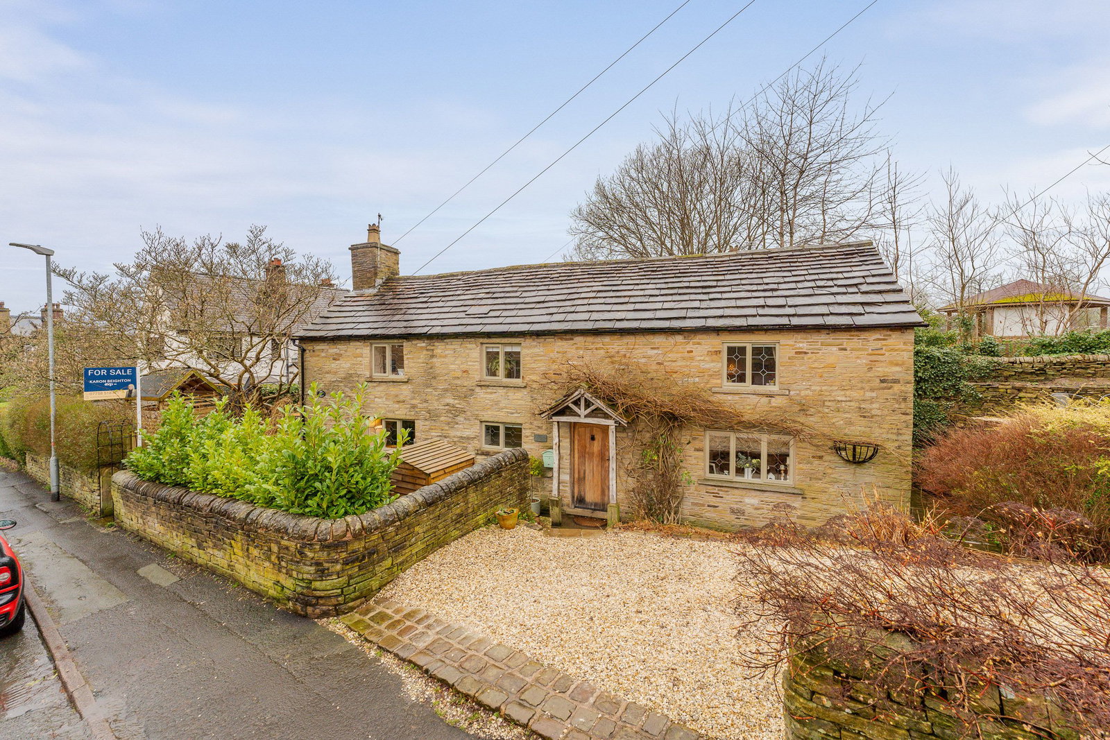 Detached House in Macclesfield