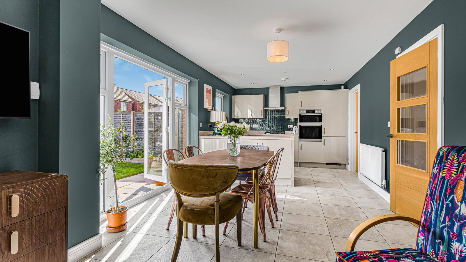 Detached House for sale in Lichfield, 3 Sayles Grove, Lichfield WS13 8WX, 1665 m²