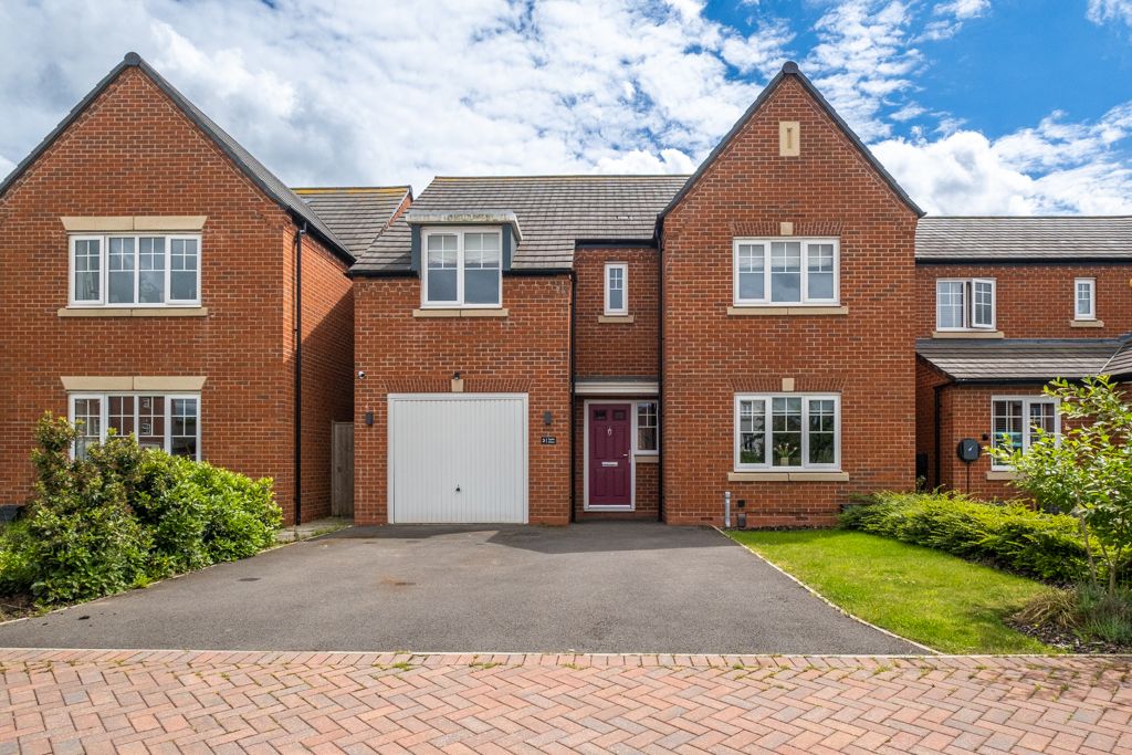 Detached House in Lichfield