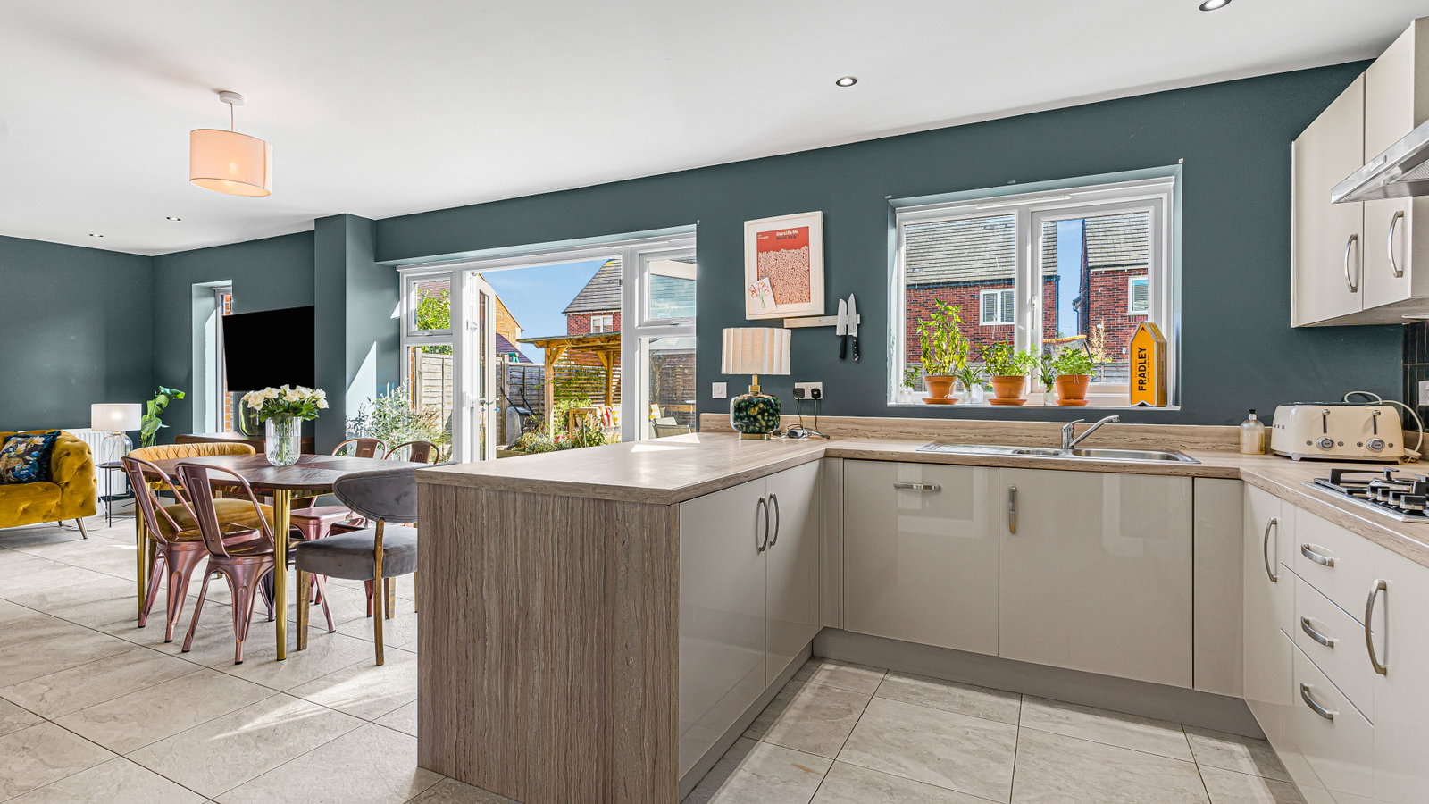 Detached House for sale in Lichfield, 3 Sayles Grove, Lichfield WS13 8WX, 1665 m²