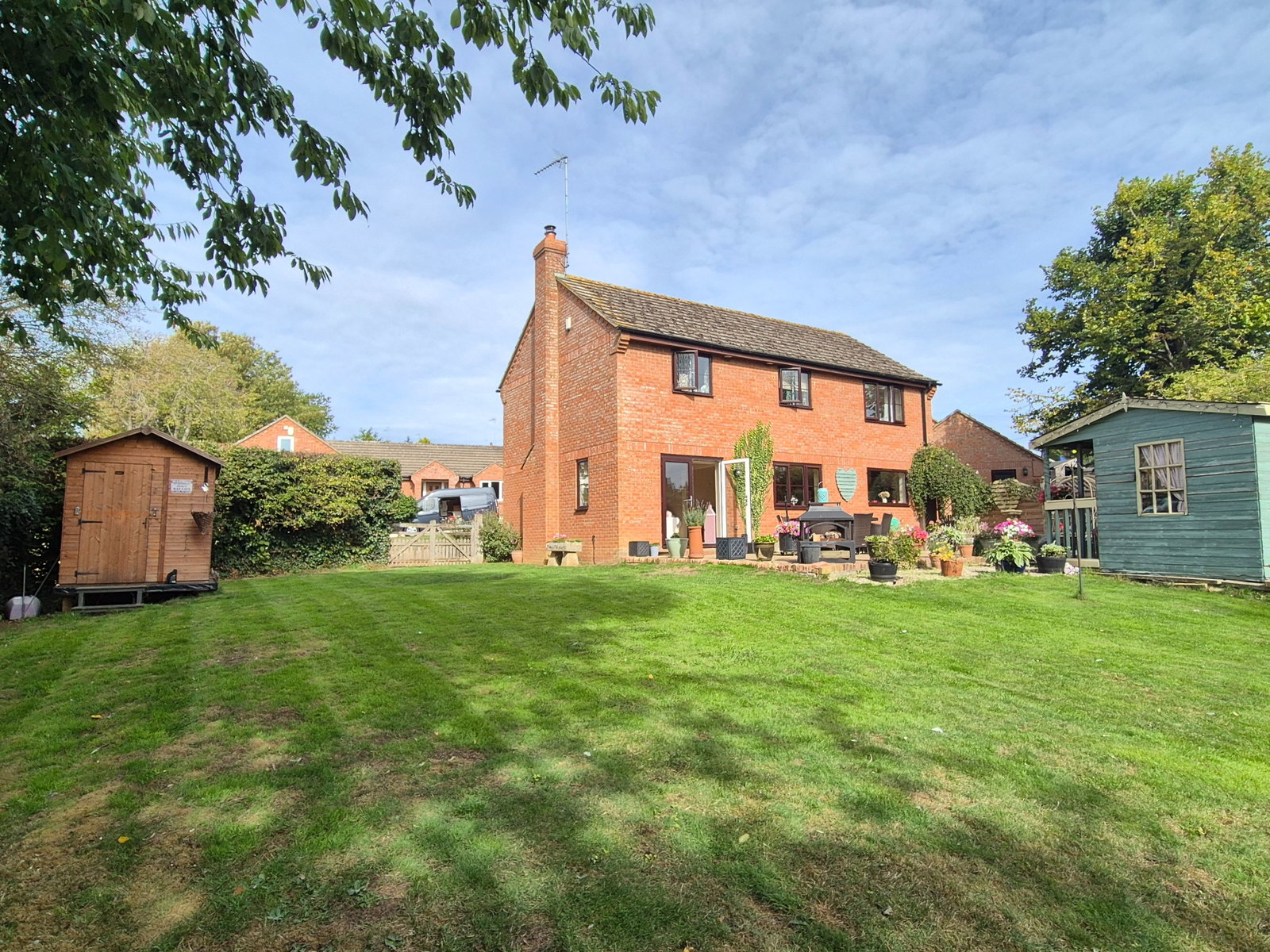 Detached House for sale in Byfield, Farebrother Close, BYFIELD, Northamptonshire