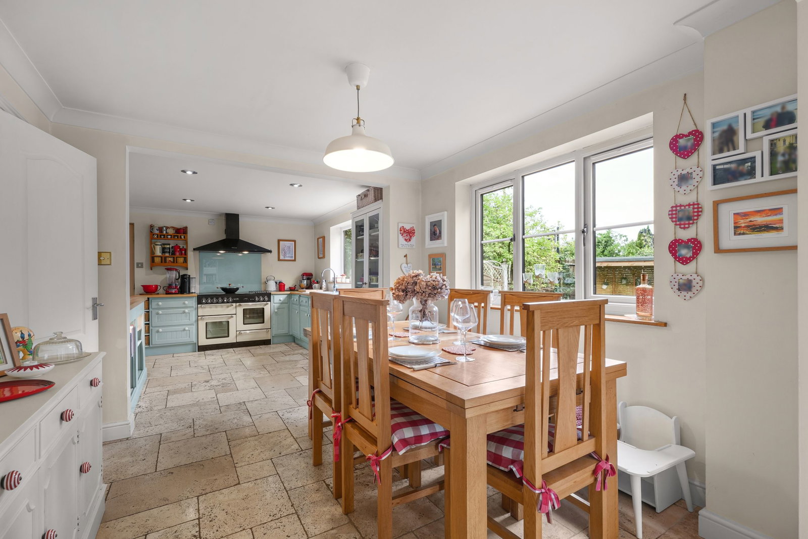 Detached House for sale in Byfield, Farebrother Close, BYFIELD, Northamptonshire