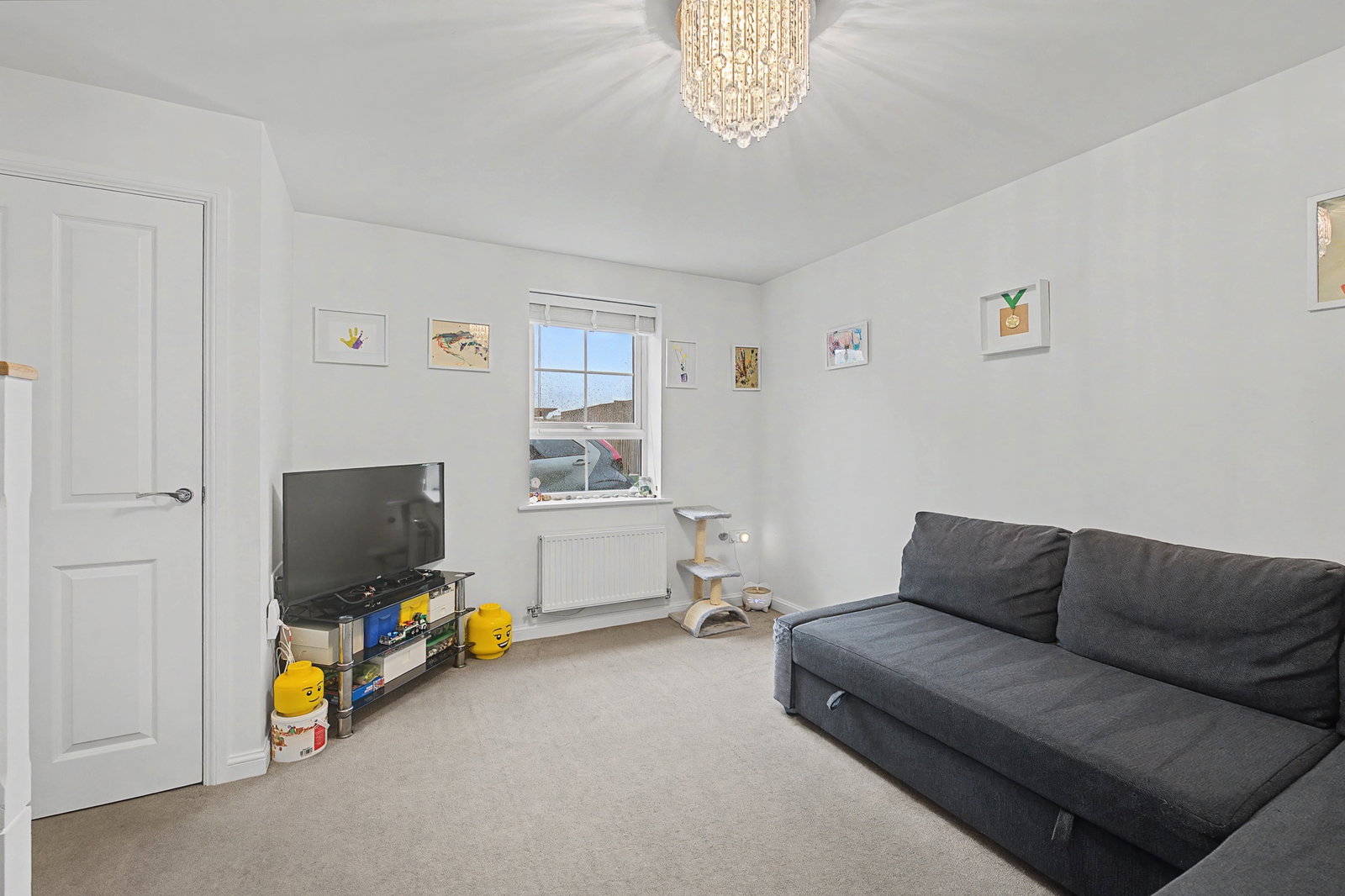 Semi Detached House in Grantham