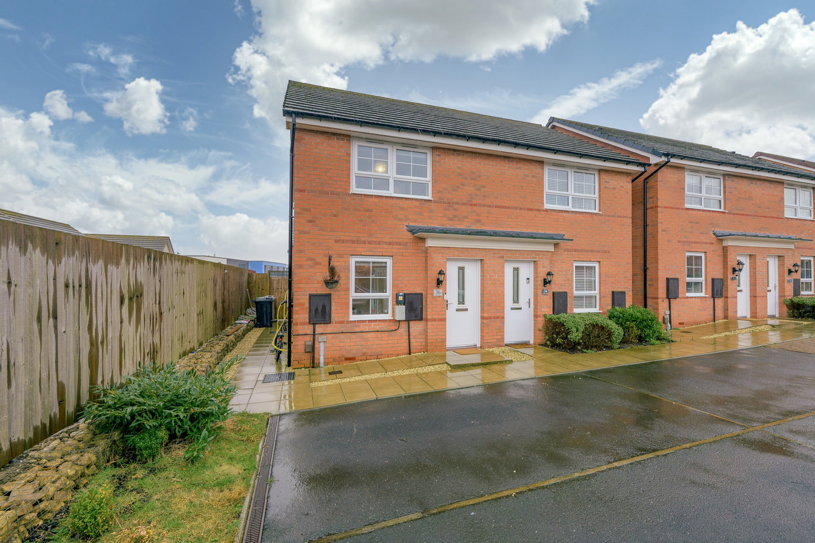 Semi Detached House in Grantham