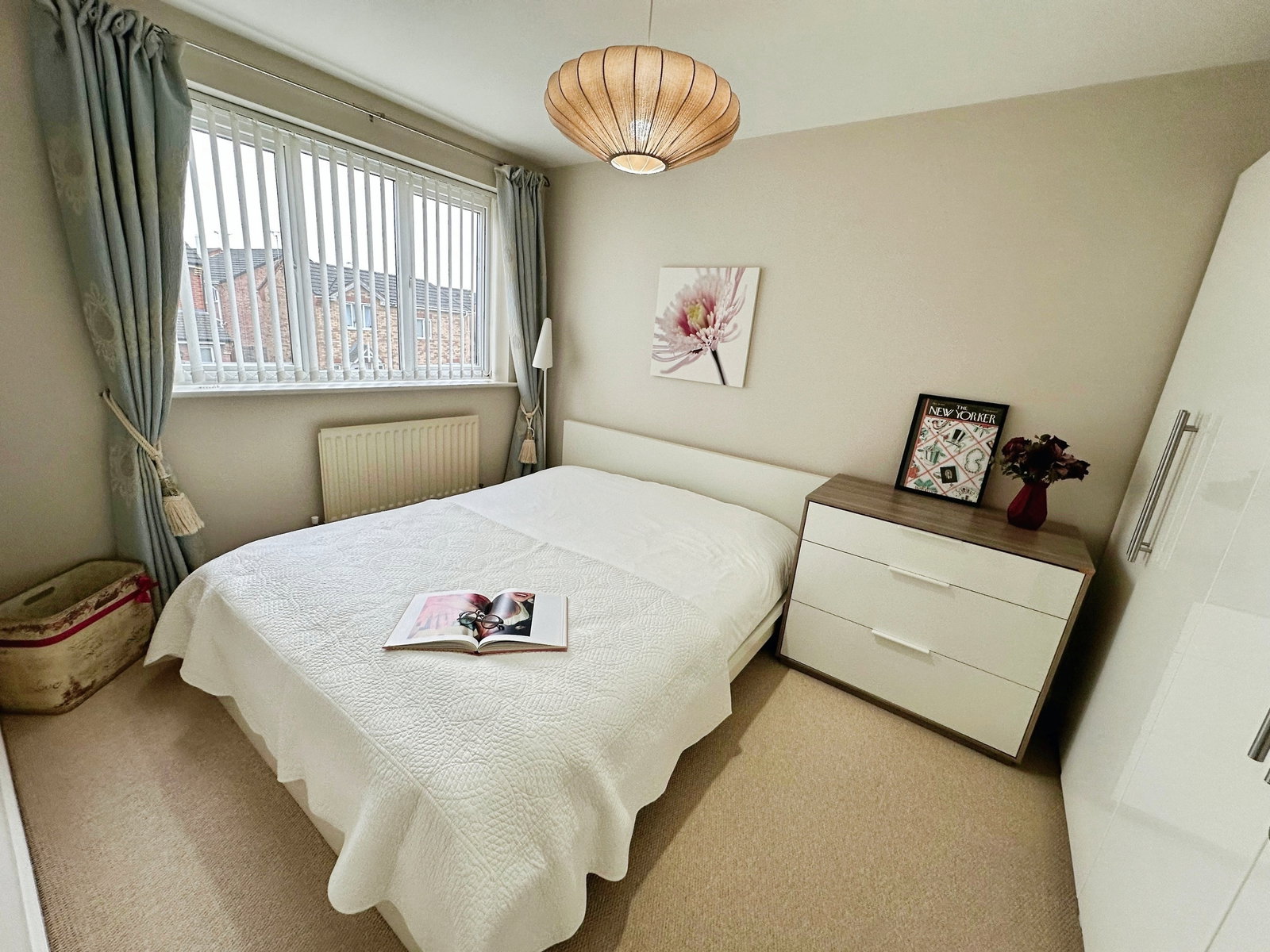 Semi Detached House for sale in Leicester, Ambleside Way, Leicester, LE2 9GJ