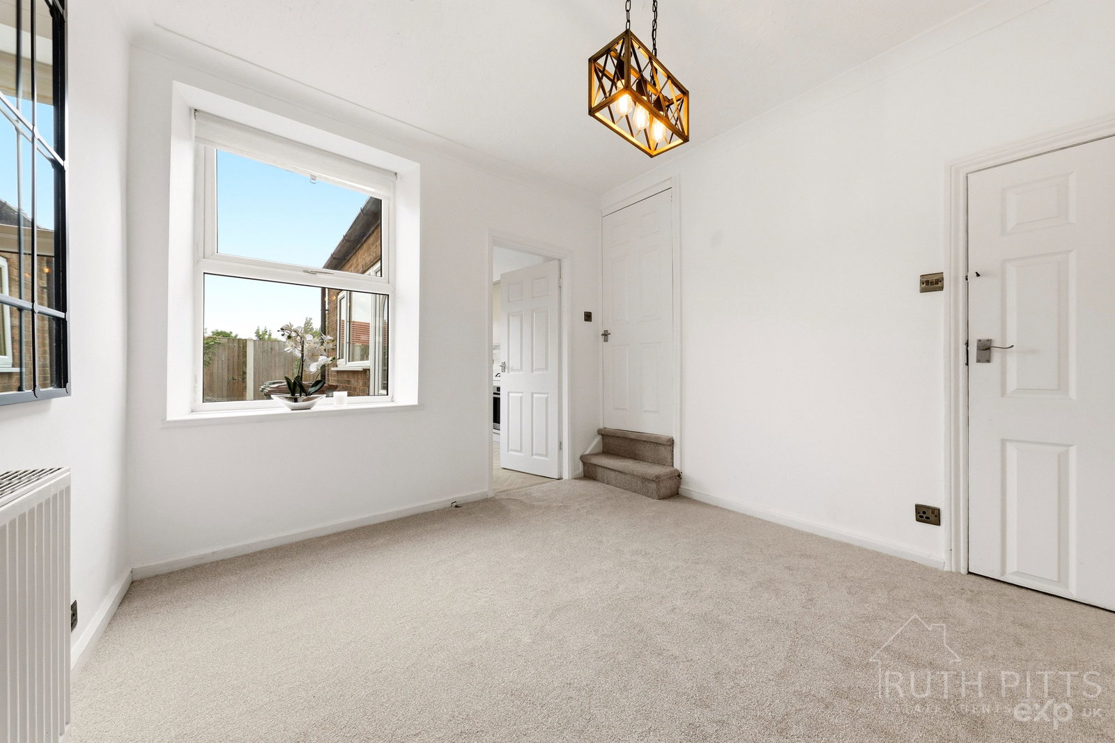 Semi Detached House in Pontefract 5