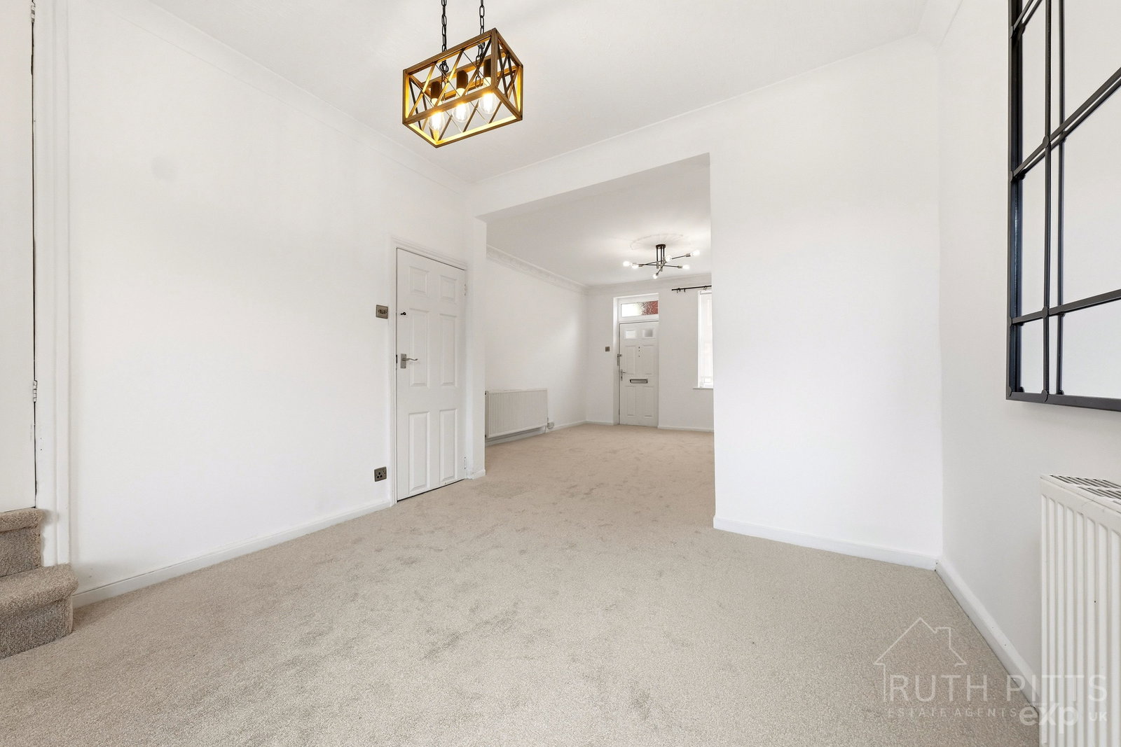 Semi Detached House in Pontefract 4