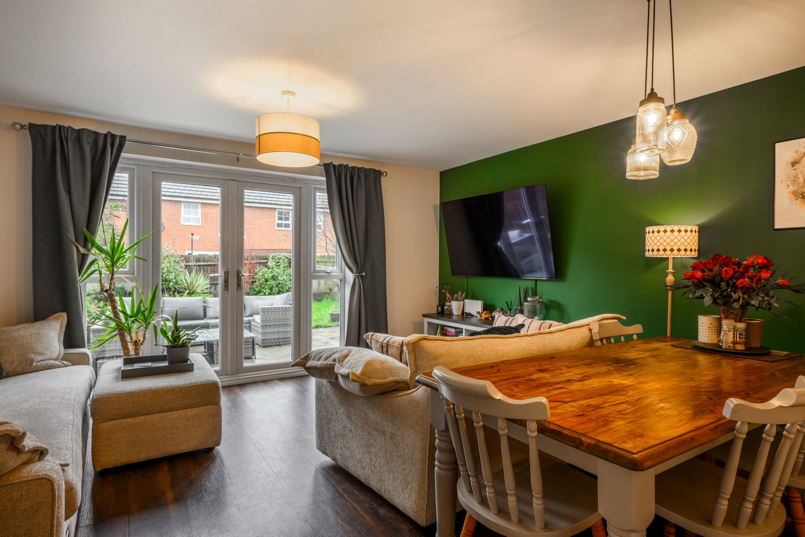 Semi Detached House in Burntwood